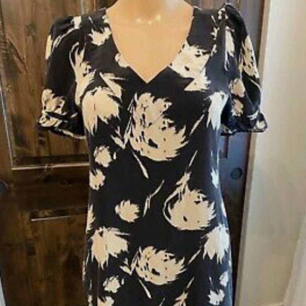 Juicy Couture silk floral bell sleeve dress